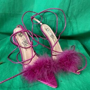 Women's Pink Feathered Heels